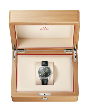 omega-constellation-globemaster-co-axial-master-chronometer-annual-calendar-41-mm-13033412210001-portrait-4-d422a4.png