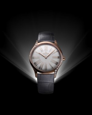 omega-de-ville-tresor-quartz-36-mm-42858366002001-portrait-2-a54b12.jpg