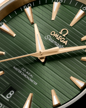 omega-seamaster-aqua-terra-150m-co-axial-master-chronometer-41-mm-22050412110001-portrait-3-e5bcb2.png