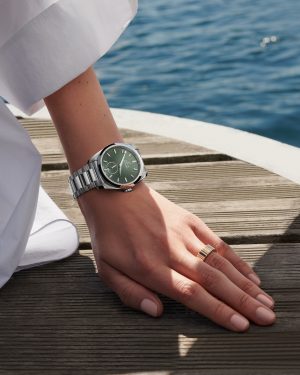 omega-seamaster-aqua-terra-150m-co-axial-master-chronometer-small-seconds-38-mm-22010382010001-portrait-4-38b5c4.jpg