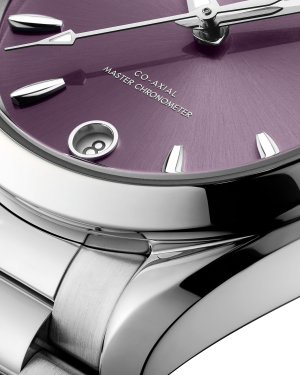 omega-seamaster-aqua-terra-shades-co-axial-master-chronometer-34-mm-22010342010002-portrait-2-c18728.png