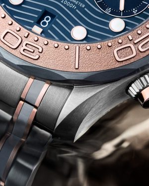 omega-seamaster-diver-300m-co-axial-master-chronometer-chronograph-44-mm-21060445103001-portrait-4-a25e38.jpg