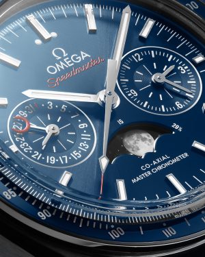 omega-speedmaster-moonphase-co-axial-master-chronometer-moonphase-chronograph-44-25-mm-30433445203001-portrait-3-daacdd.jpg